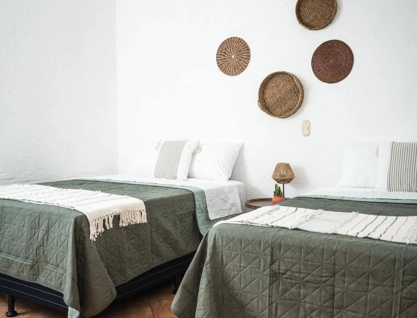Central Hostel Pondicherry Antigua